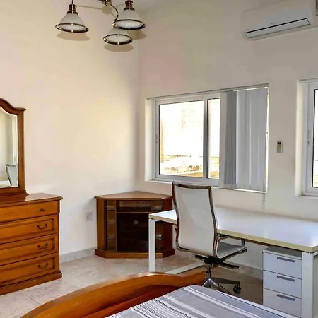 Apartment Seafront Yachtview Vallettaview