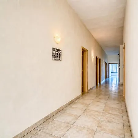 Seafront Yachtview Vallettaview Apartman *