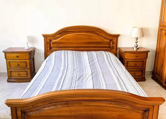 Seafront Yachtview Vallettaview Lejlighed